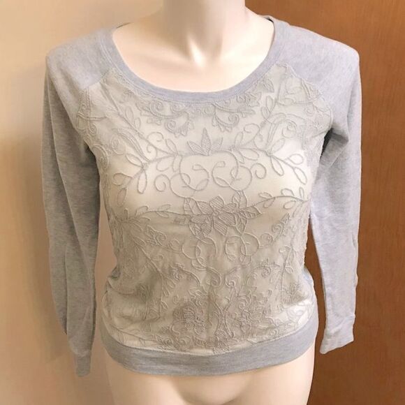 🔮GRG MONTREAL | Powder Blue Sweatshirt Front Lace Overlay Size S EUC - Picture 1 of 3